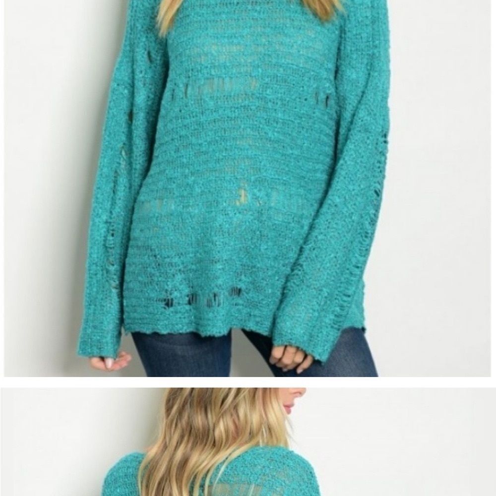 NWT BOUTIQUE DISTRESSED TURQ TEAL COLOR SWEATER. HAS DISTRESSED HOLES